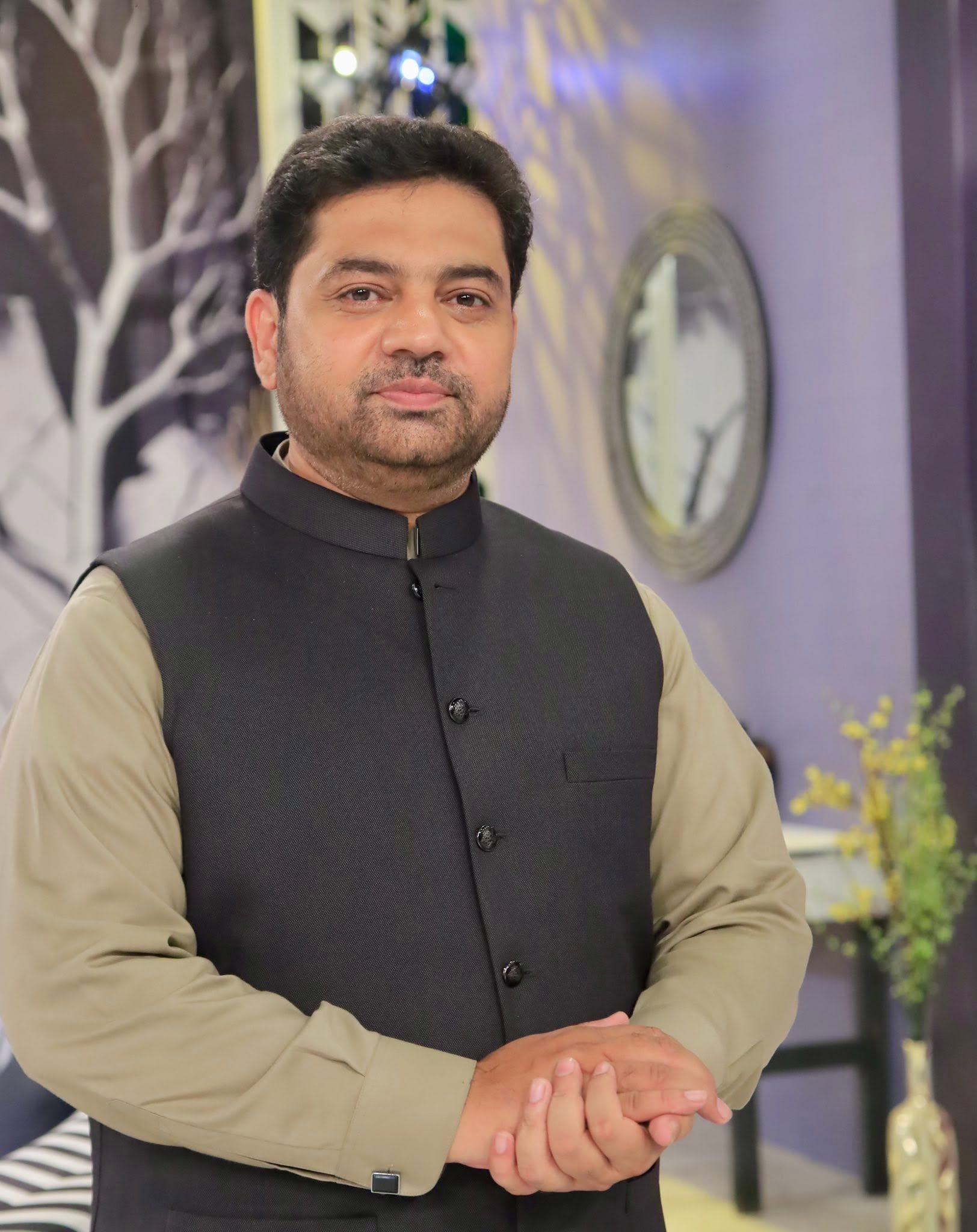 Portrait of Dr. Sarwar Hussain Naqshbandi